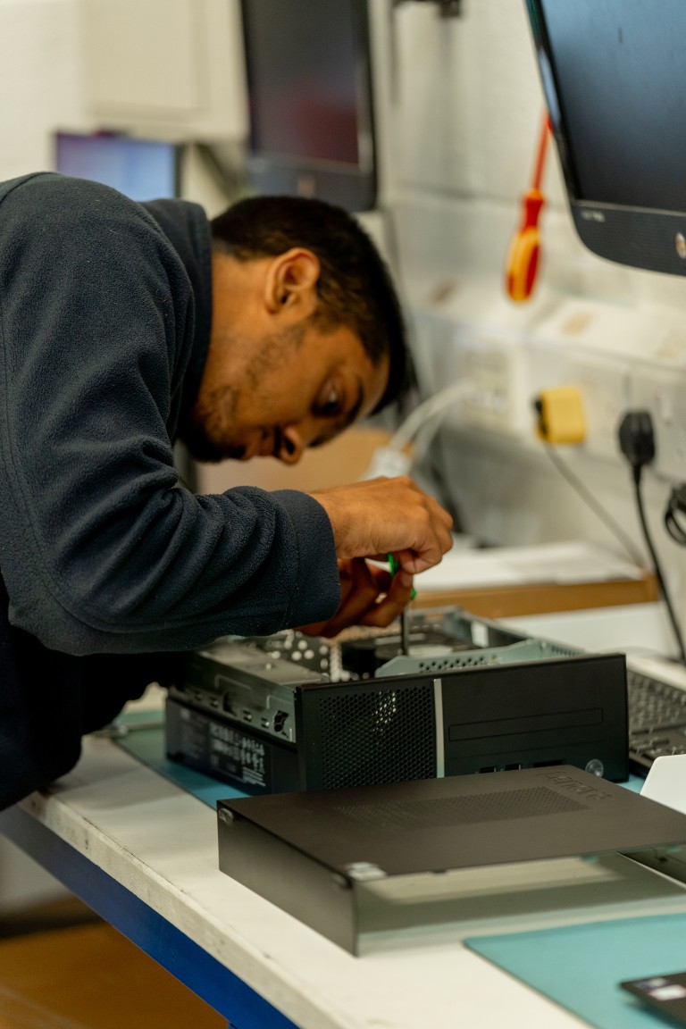 Genmar IT workshop for hardware repairs